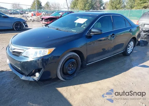 2012 Toyota Camry Le z USA, uszkodzony, nr VIN 4T1BF1FK2CU104102